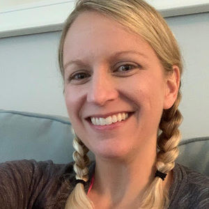 Meet your Posher, Nicole